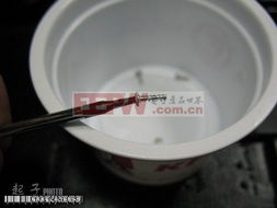 網(wǎng)友瘋狂拆解 牙簽淋浴伺候諾記5800XM，一塊菜板也搶鏡